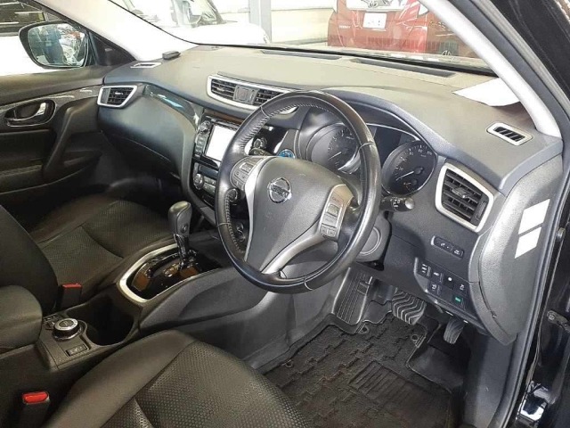 Nissan X-TRAIL 2017 8622289-9
