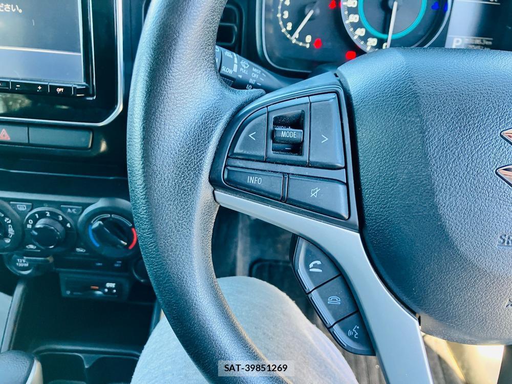 Suzuki IGNIS 2018-01 737487-16