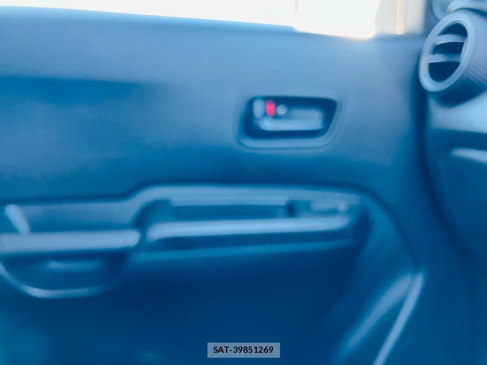 Suzuki IGNIS 2018-01 737487-26
