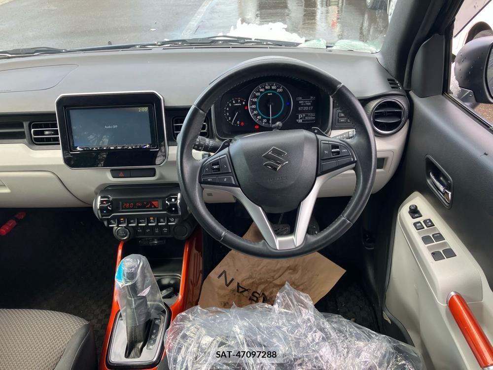 Suzuki IGNIS 2018-09 829396-13