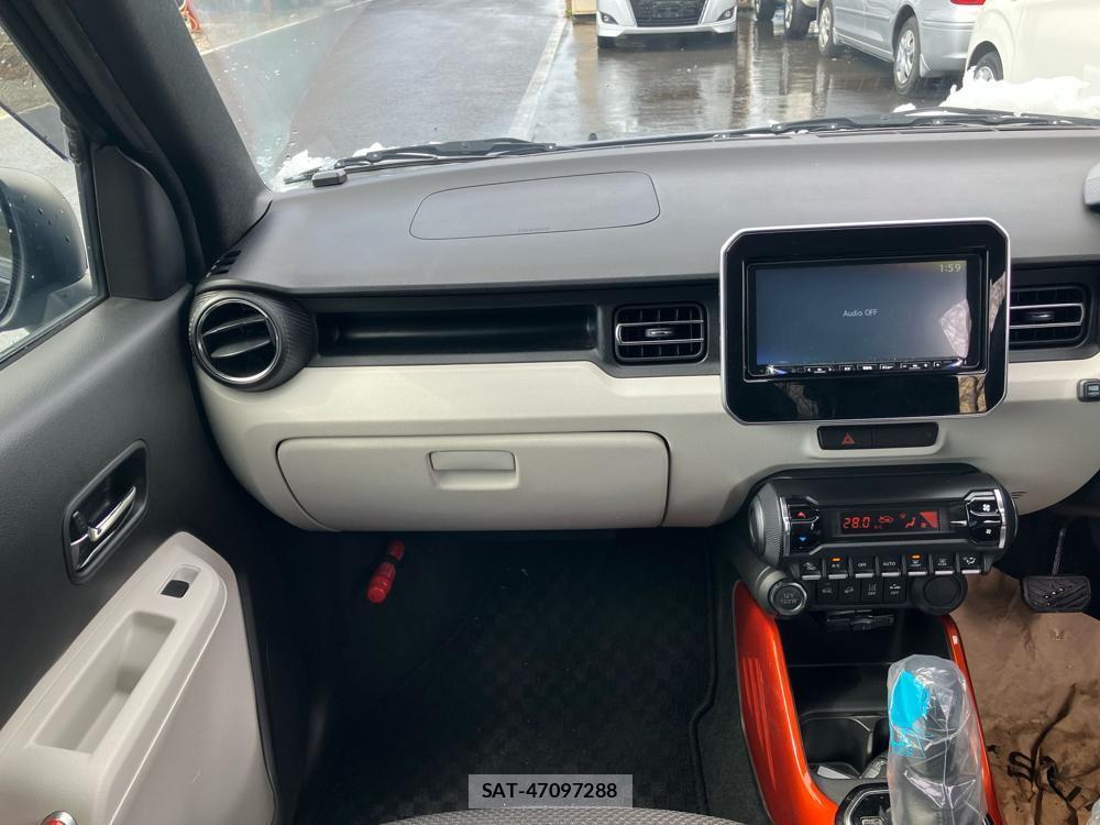 Suzuki IGNIS 2018-09 829396-17