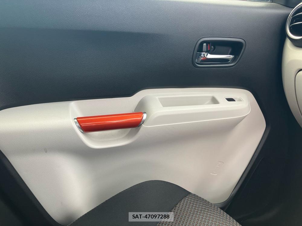Suzuki IGNIS 2018-09 829396-26