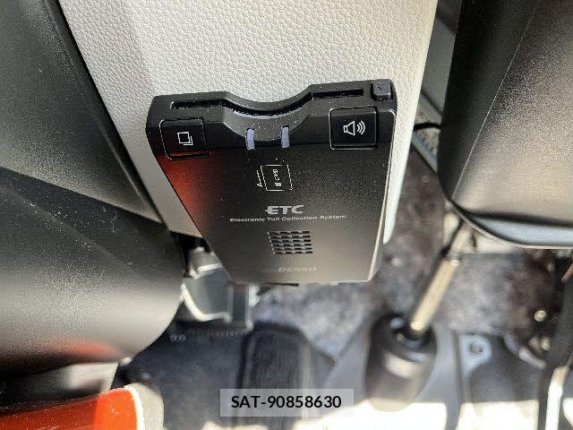 Suzuki IGNIS 2017-06 1391164-15