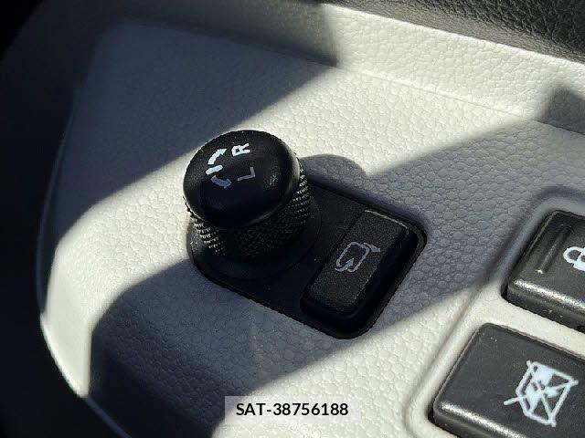 Suzuki IGNIS 2016-03 3065802-17