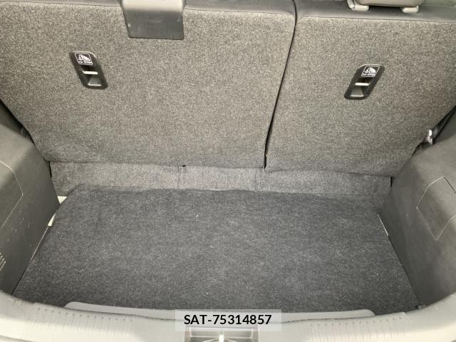Suzuki IGNIS 2017-01 5869604-9