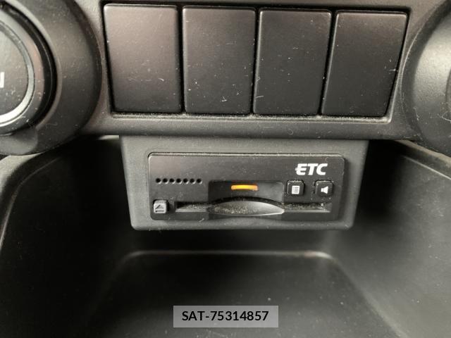 Suzuki IGNIS 2017-01 5869604-16
