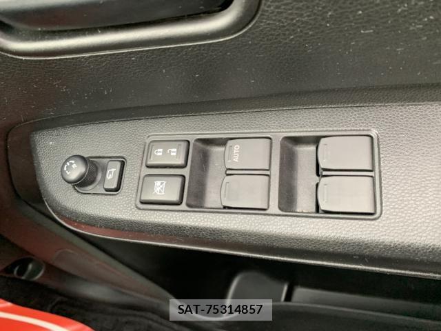Suzuki IGNIS 2017-01 5869604-19