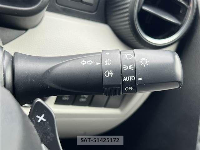 Suzuki IGNIS 2016-05 6676373-29