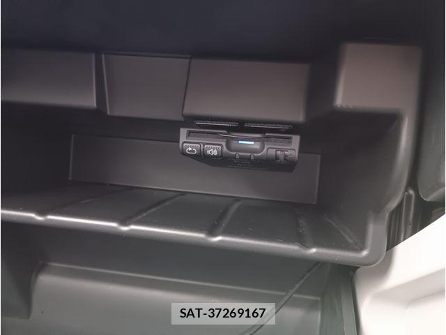 Suzuki IGNIS 2018-04 7327572-15
