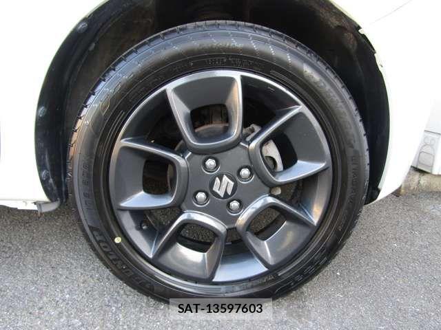 Suzuki IGNIS 2017-03 8742784-17
