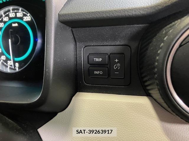 Suzuki IGNIS 2016-05 6815341-24