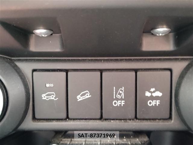 Suzuki IGNIS 2021-06 7327576-9