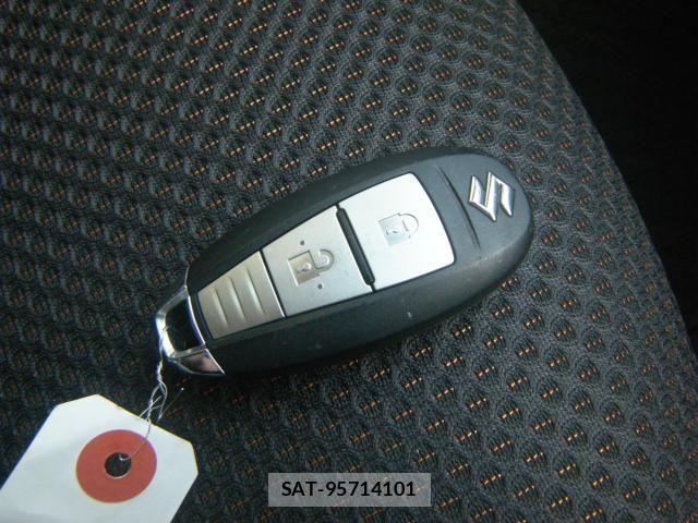 Suzuki IGNIS 2016-09 7358146-21