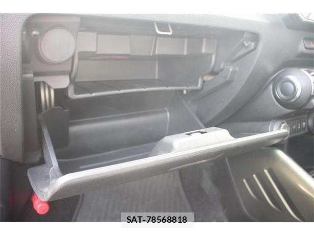Suzuki IGNIS 2017-03 7392424-29