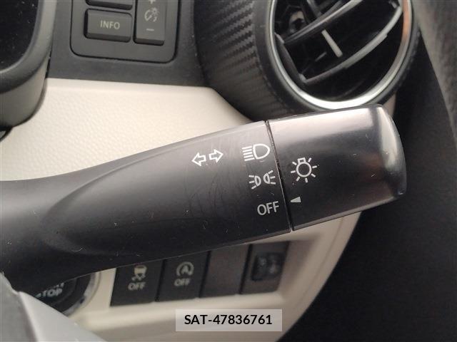 Suzuki IGNIS 2017-03 7902751-26