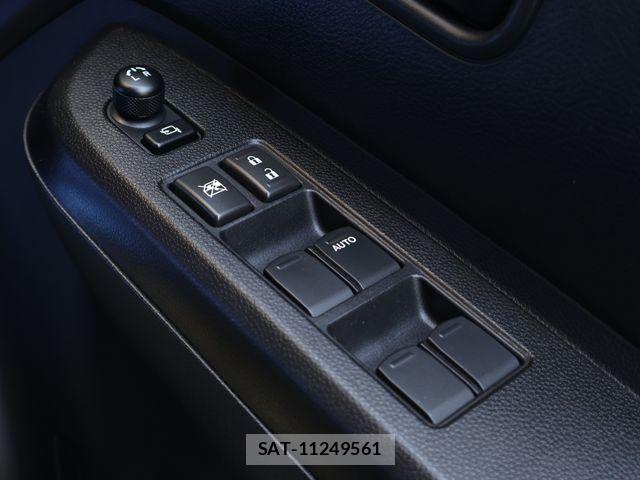 Suzuki IGNIS 2016-09 8036033-11