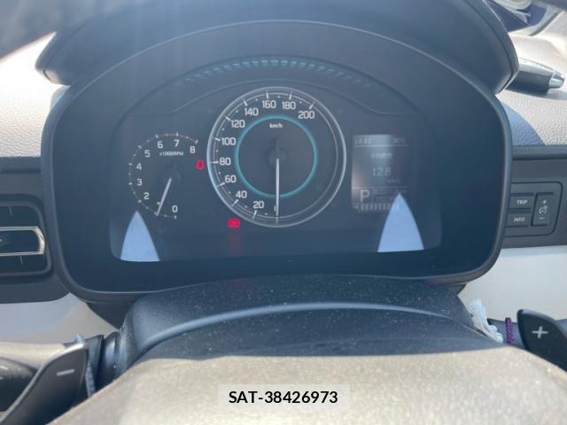 Suzuki IGNIS 2016-04 8230381-13