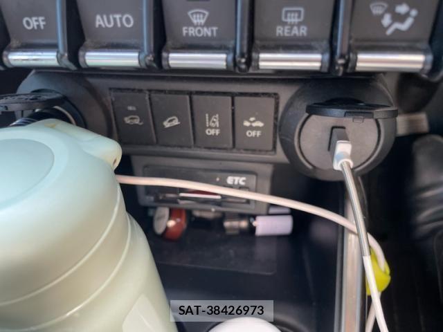 Suzuki IGNIS 2016-04 8230381-15