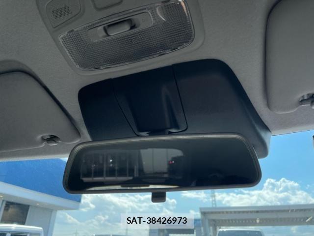 Suzuki IGNIS 2016-04 8230381-18