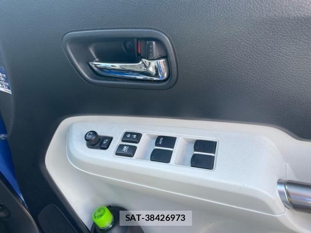 Suzuki IGNIS 2016-04 8230381-6