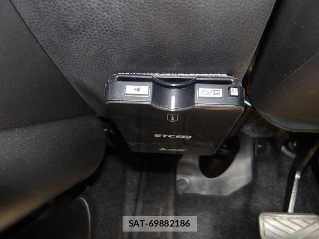 Suzuki IGNIS 2018-05 8366370-11