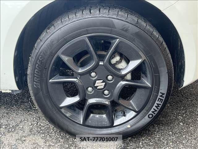 Suzuki IGNIS 2018-12 8829532-12