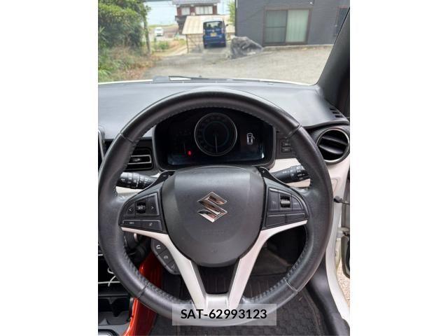 Suzuki IGNIS 2016-03 8849377-12