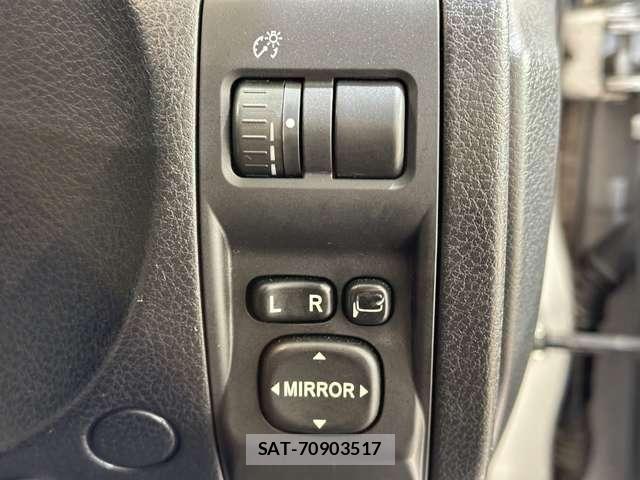 Subaru IMPREZA 2011-05 7058907-11