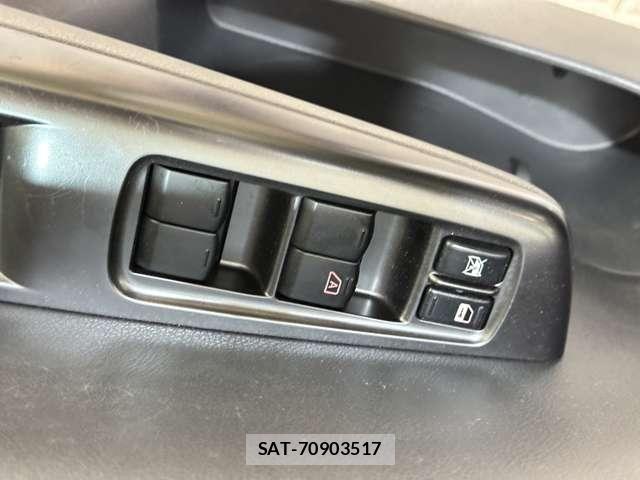 Subaru IMPREZA 2011-05 7058907-14