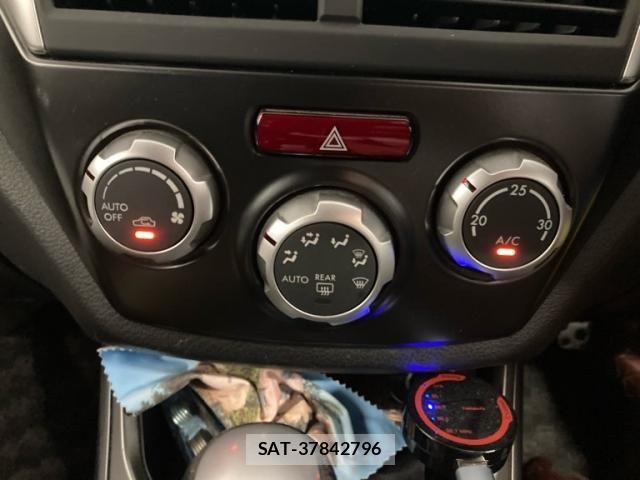 Subaru IMPREZA 2011-08 7327577-16