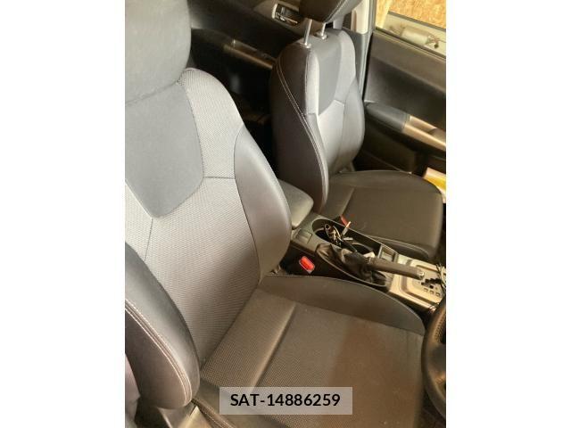Subaru IMPREZA 2010-01 7392425-9