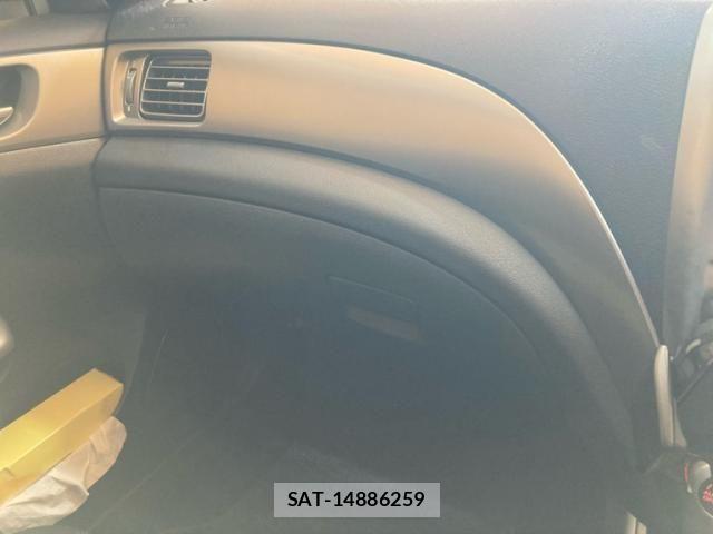 Subaru IMPREZA 2010-01 7392425-18