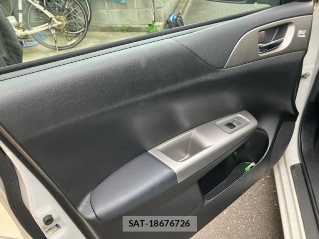 Subaru IMPREZA 2010-02 7876941-16