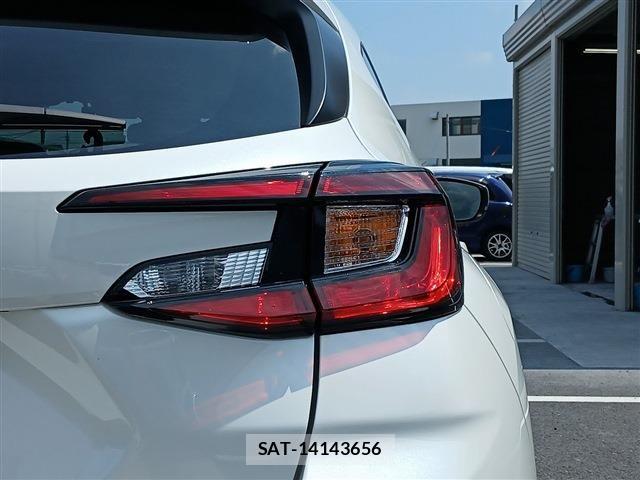 Subaru IMPREZA 2024-08 8207939-11