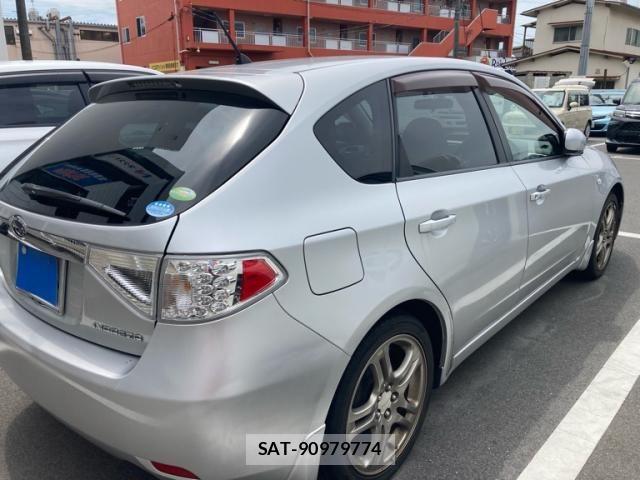 Subaru IMPREZA 2010-03 8366376-3