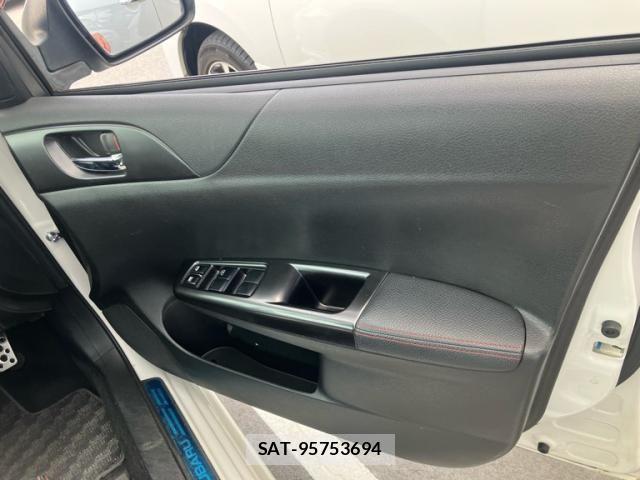 Subaru IMPREZA 2011-08 8366374-15