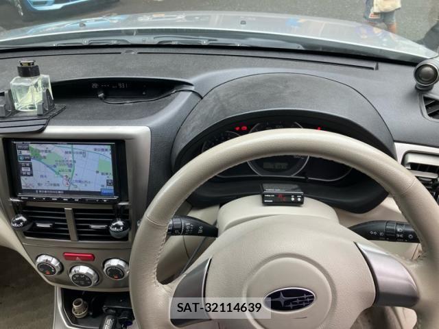 Subaru IMPREZA 2009-03 8412929-16