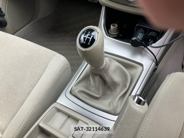 Subaru IMPREZA 2009-03 8412929-17