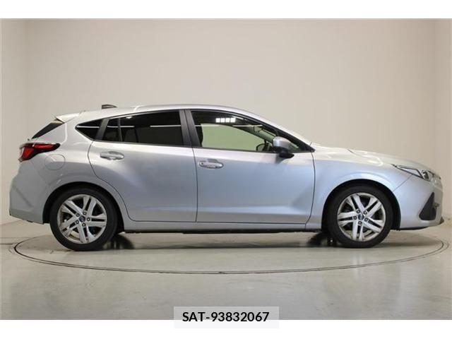 Subaru IMPREZA 2023-07 7272067-12