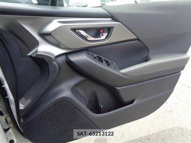 Subaru IMPREZA 2024-02 7454923-27