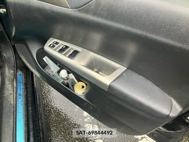 Subaru IMPREZA 2010-04 7724278-7