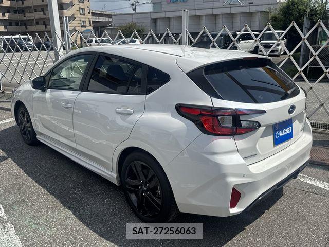Subaru IMPREZA 2025-02 8099695-6