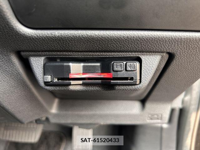 Subaru IMPREZA 2025-03 8207942-28