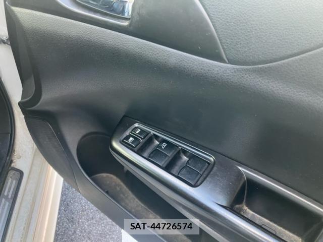 Subaru IMPREZA 2011-09 8742791-12