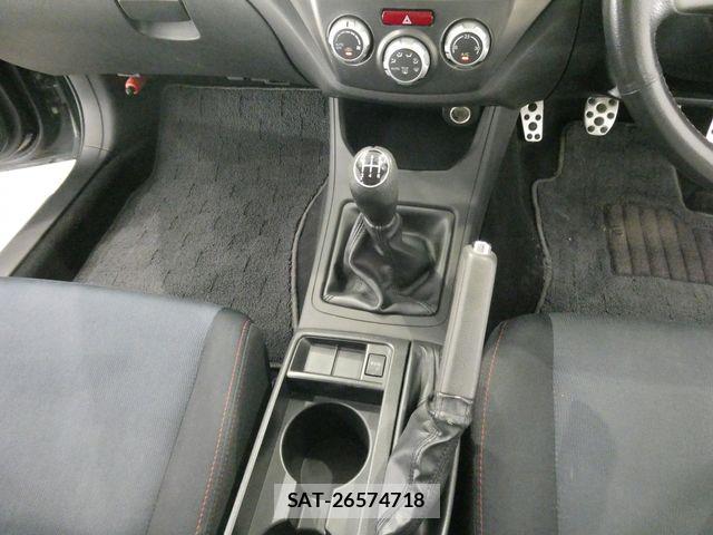 Subaru IMPREZA 2011-08 8780613-25