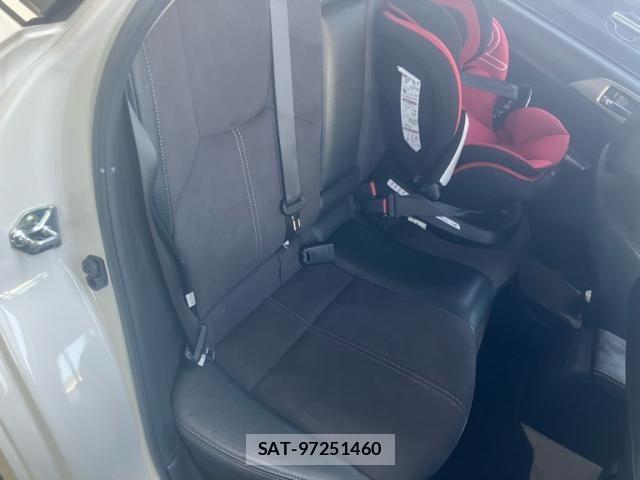 Subaru IMPREZA ANESIS 2008-10 6676377-8