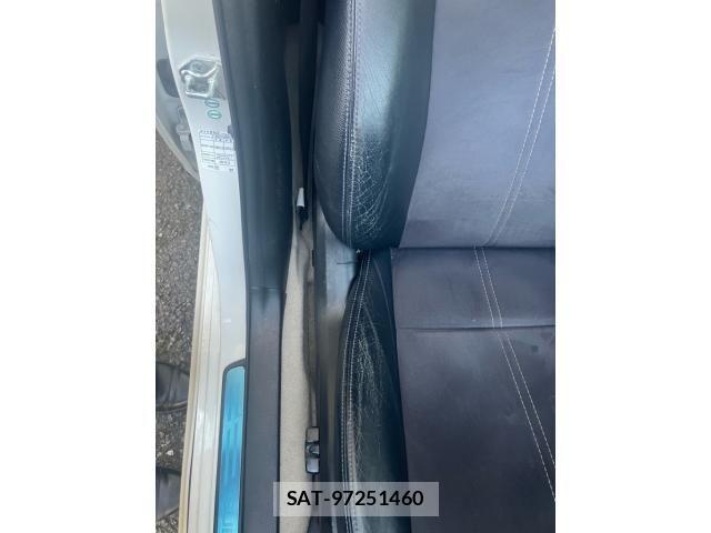 Subaru IMPREZA ANESIS 2008-10 6676377-9