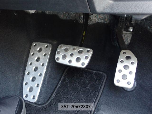 Subaru IMPREZA G4 2021-04 7392430-29