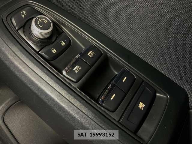 Subaru IMPREZA G4 2017-06 8829539-14