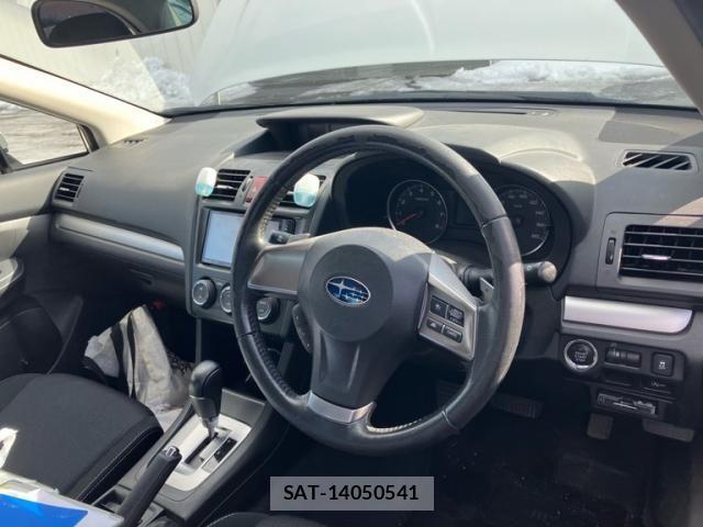 Subaru IMPREZA G4 2014-02 4392734-15